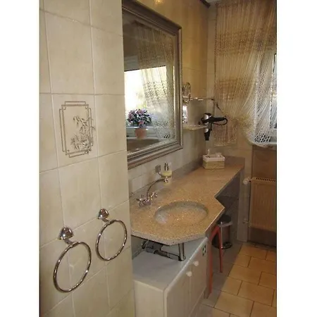 One-bedroom Kleinweidelbach